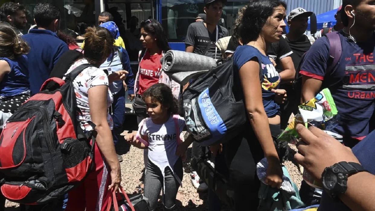 Al Menos Mil Migrantes Irregulares Varados En Panam Han