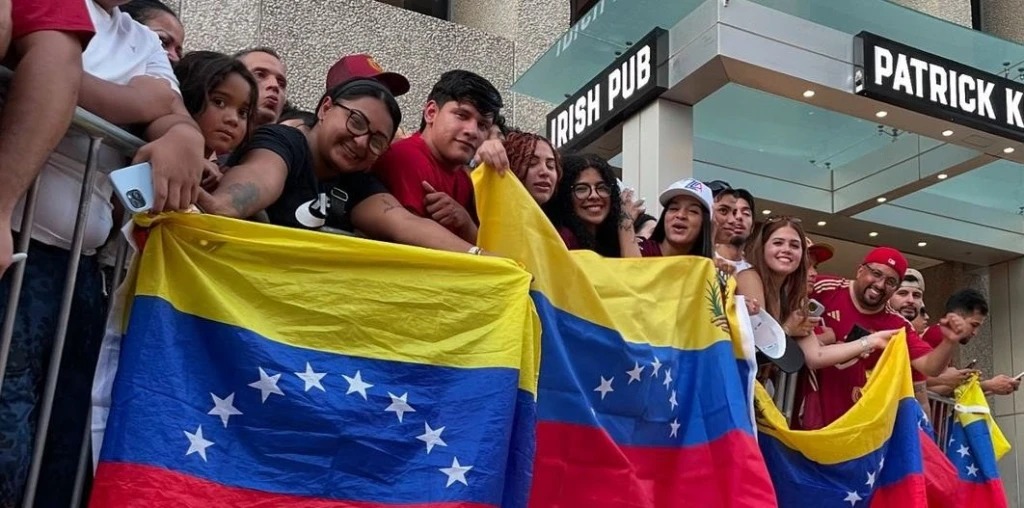 As Fue El Banderazo Vinotinto En Dallas Previo Al Juego Ante Canad